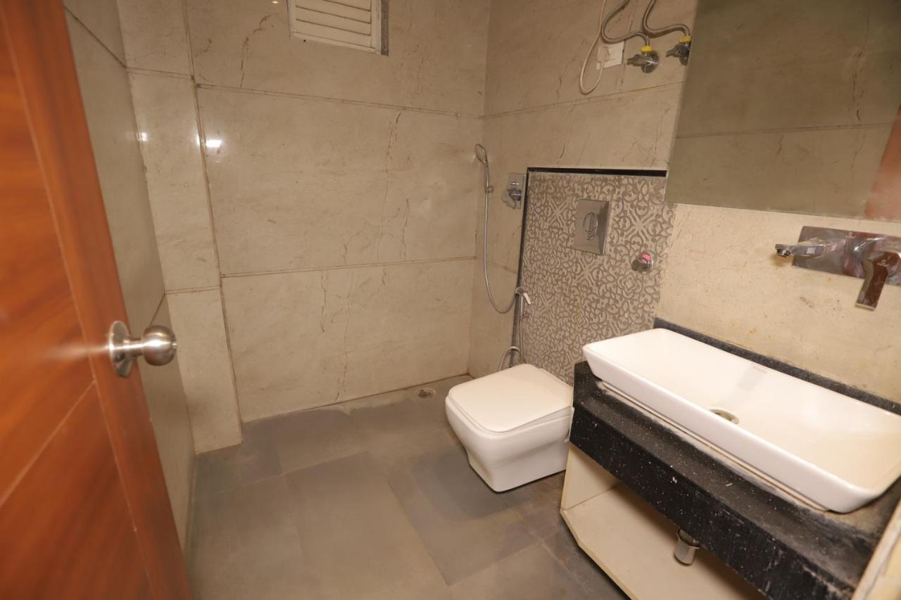 Nh Skye Suites 3*