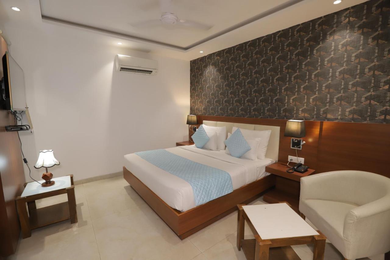 Hotel Nh Skye Suites New Delhi