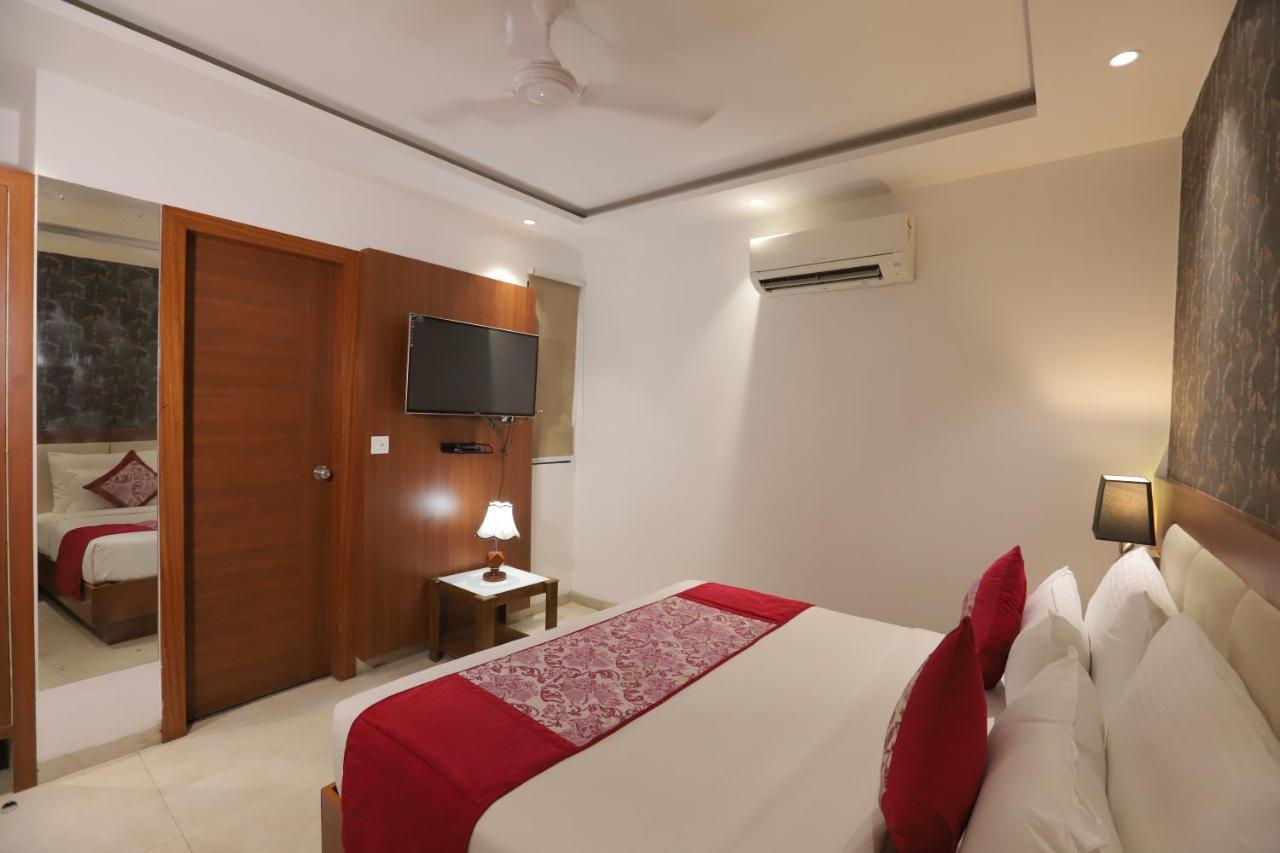 Nh Skye Suites Hotel