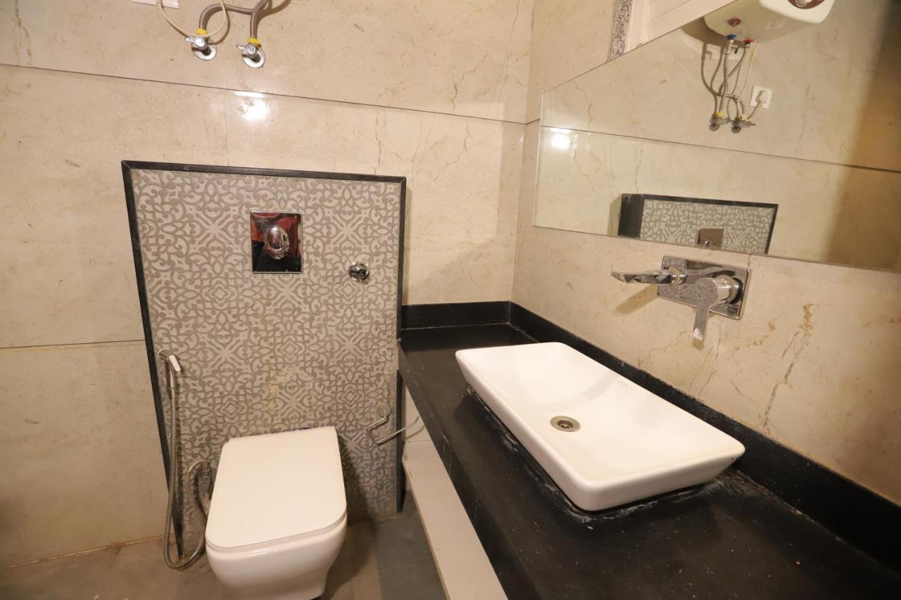 Hotel Nh Skye Suites New Delhi
