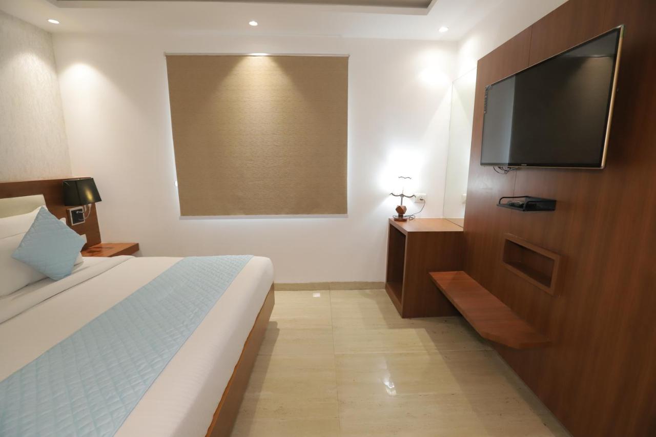 Hotel Nh Skye Suites