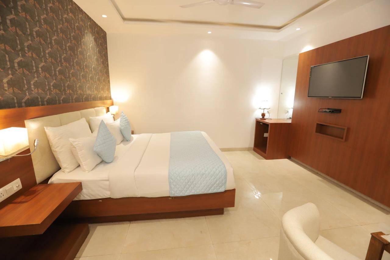 Nh Skye Suites 3* New Delhi